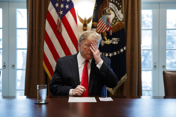 ЗИД ОД ШТАПА И ШАРГАРЕПЕ:  Доналд Трамп о стању нације